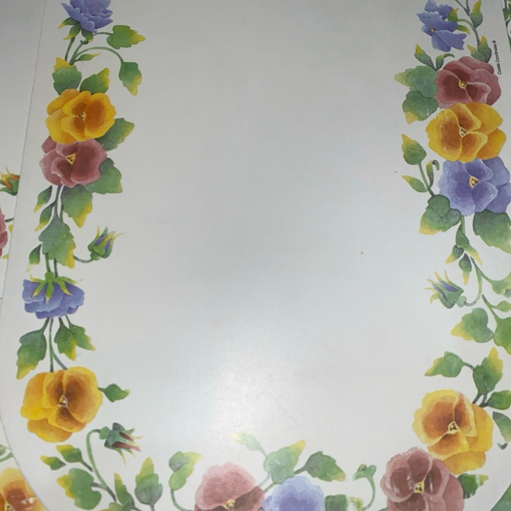 4 Corelle coordinates reversible placemats